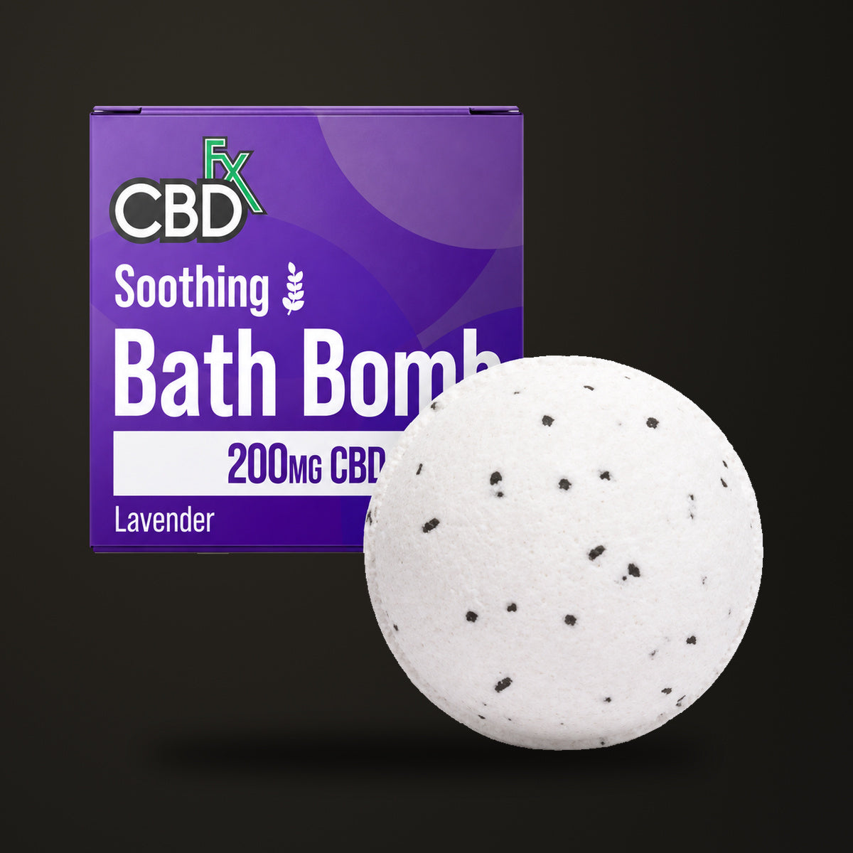 Bomba de baño de lavanda CBDfx · 200 mg CBD, sobre fondo oscuro Estudio.