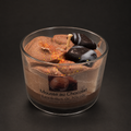 Vela Gourmet Grande Mousse de Chocolate, sobre fondo oscuro Estudio.